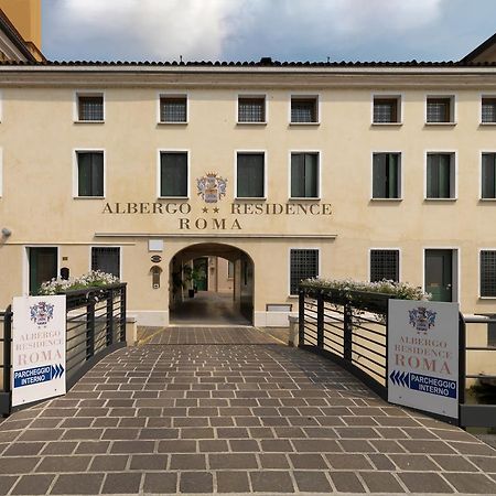 Hotel & Residence Roma Кампосампиеро Екстериор снимка