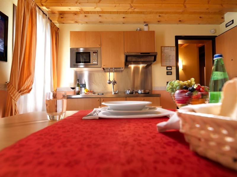 Hotel & Residence Roma Кампосампиеро Екстериор снимка