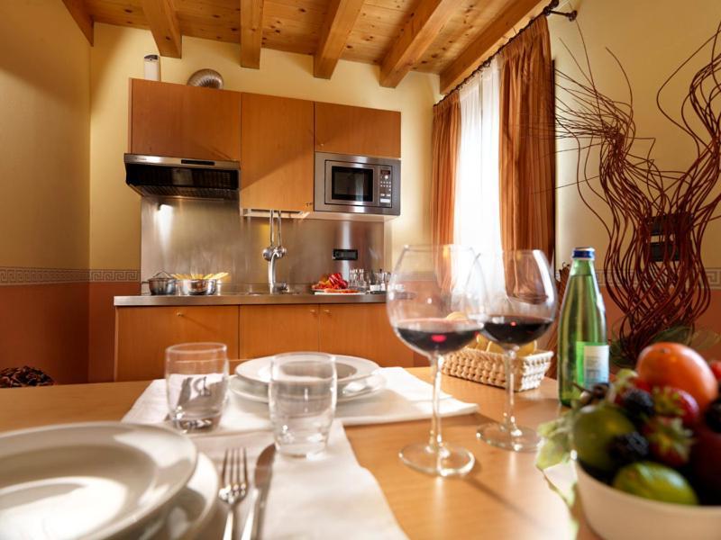 Hotel & Residence Roma Кампосампиеро Екстериор снимка